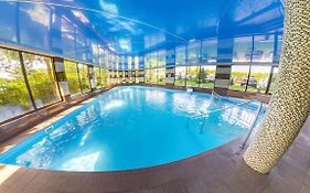O R K A Pool , Beach And Sea 300 M
